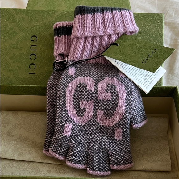 GUCCI New GG Cashmere Fingerless Gloves - Picture 1 of 5